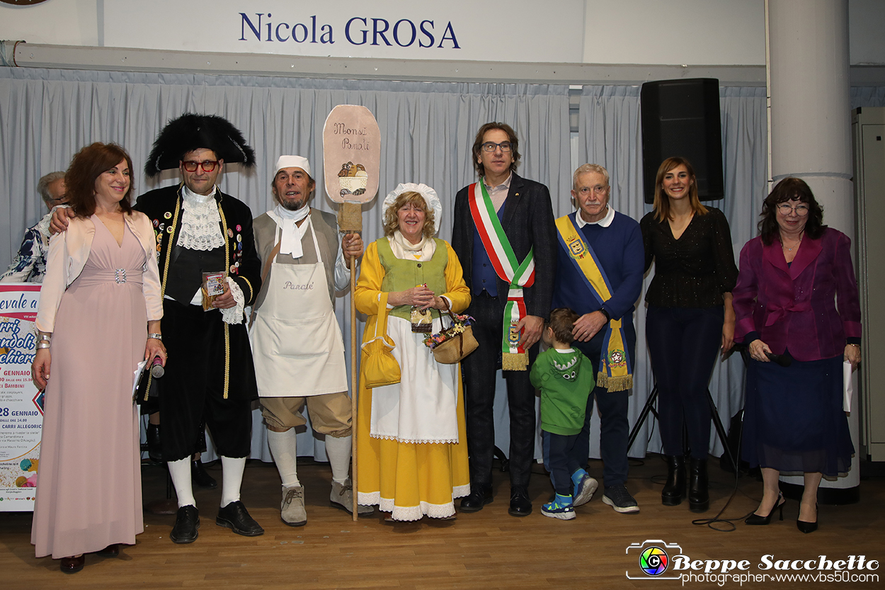 VBS_2808 - VBS_2392 - Investitura Maschere Carnevale di Nichelino 2024.jpg